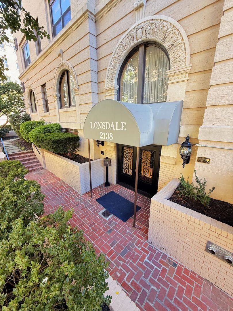 Condo for rent at 2138 California St NW, Washington, DC 20008