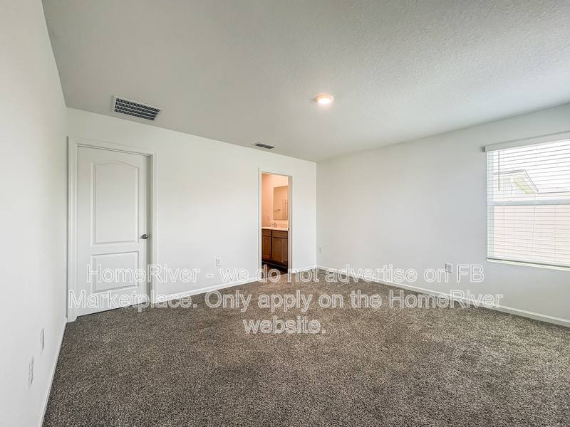 House for rent at 4271 Quaking St, Jacksonville, FL 32218