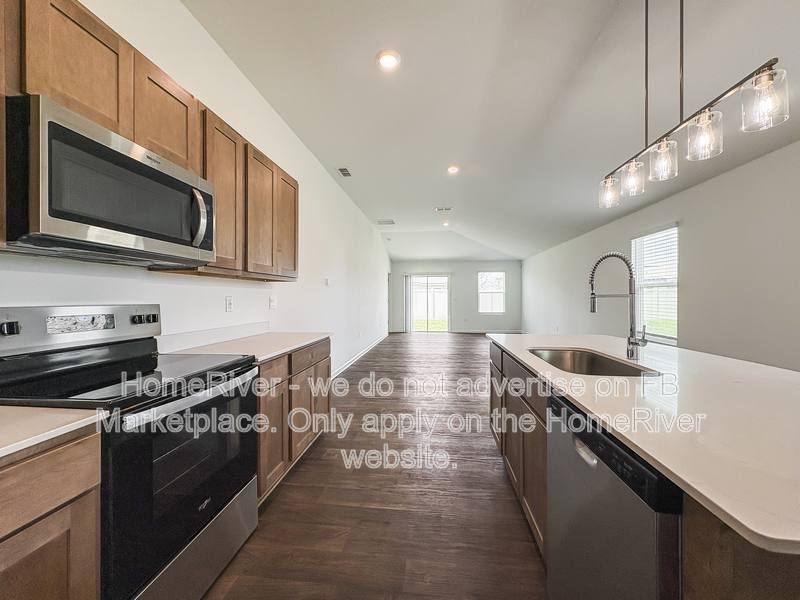 House for rent at 4271 Quaking St, Jacksonville, FL 32218