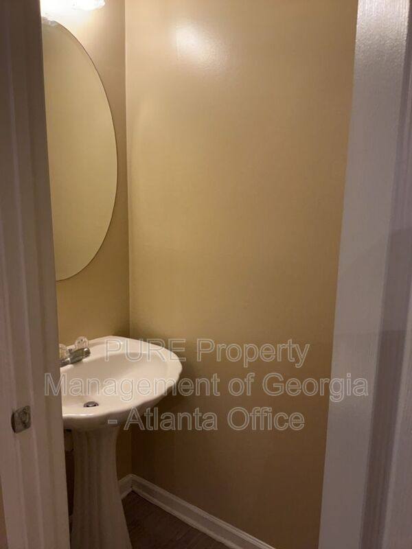 Townhouse for rent at 3525 Waldrop Trail, Decatur, GA 30034