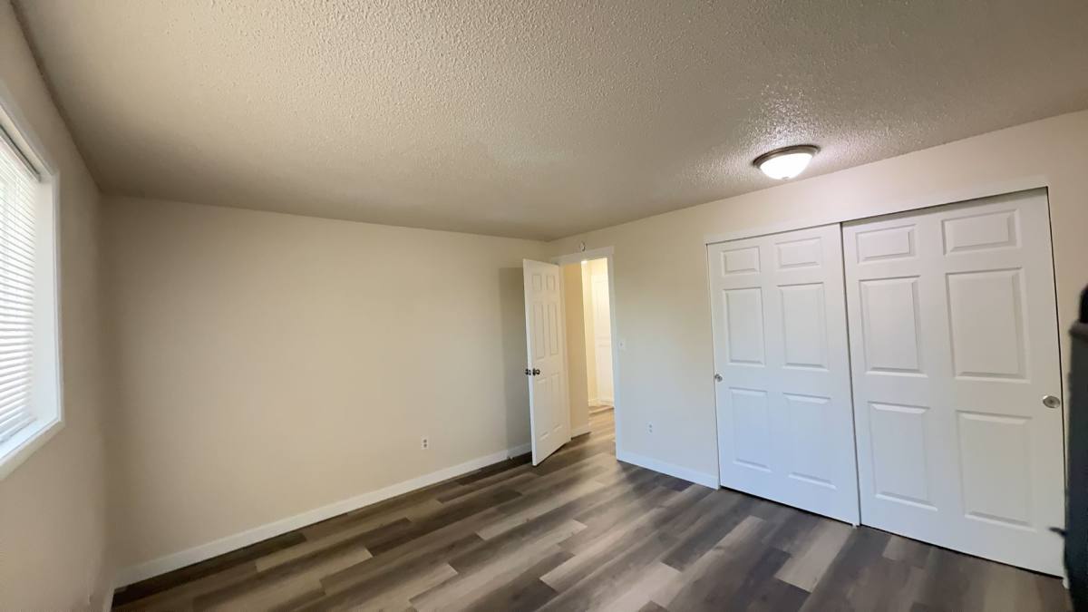 Townhouse for rent at 1175 Clearview Ave NE, Salem, OR 97303
