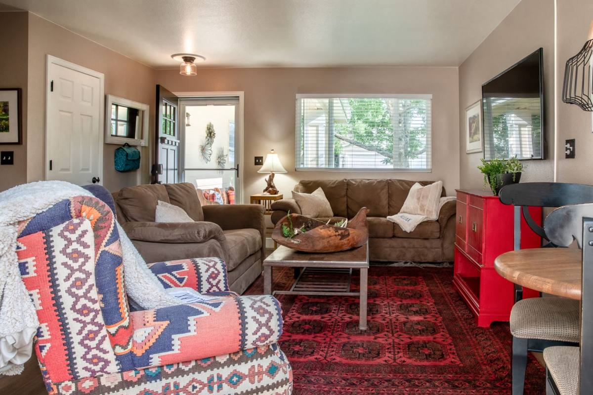Townhouse for rent at 220 Acacia Dr, Loveland, CO 80538