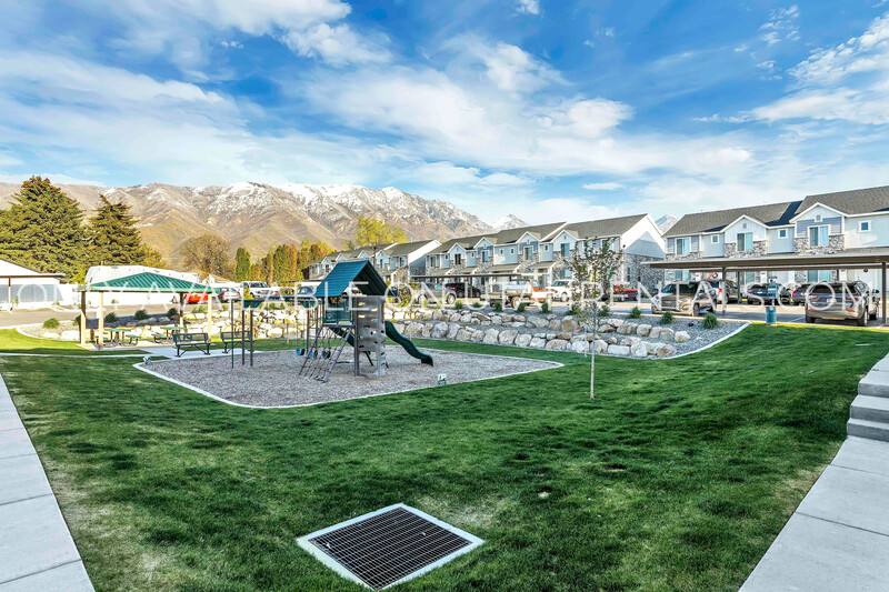 Townhouse for rent at 78 N 300 W, Santaquin, UT 84655