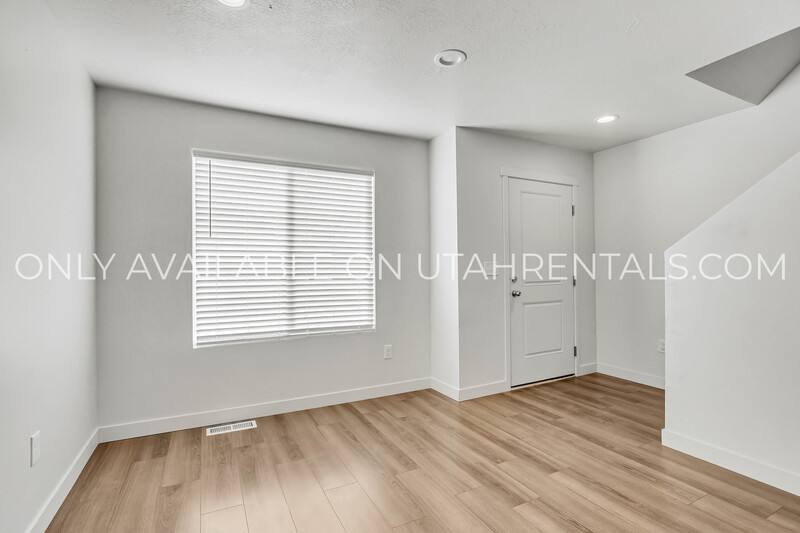 Townhouse for rent at 78 N 300 W, Santaquin, UT 84655