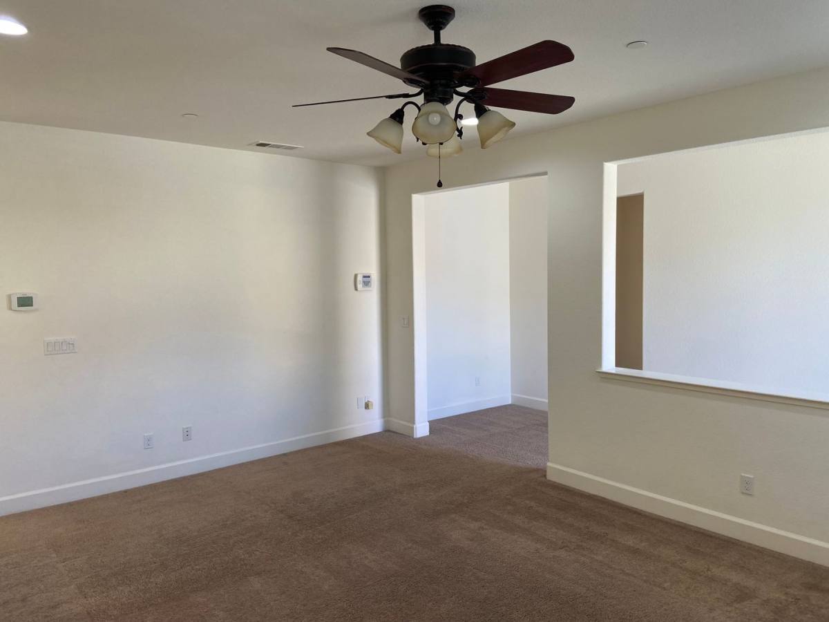 House for rent at 907 Blossom Rock Lane, Folsom, CA 95630