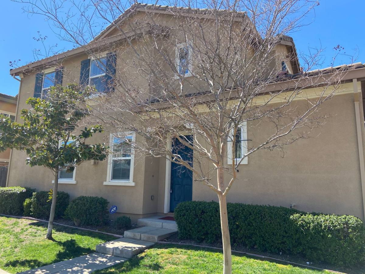 House for rent at 907 Blossom Rock Lane, Folsom, CA 95630