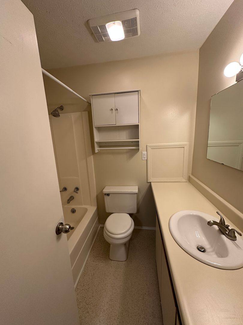 Townhouse for rent at 2598 Glade Rd, Christiansburg, VA 24073