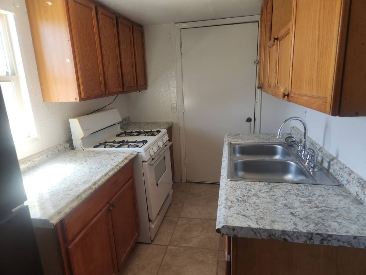 House for rent at 903 W Yuma St, Phoenix, AZ 85007