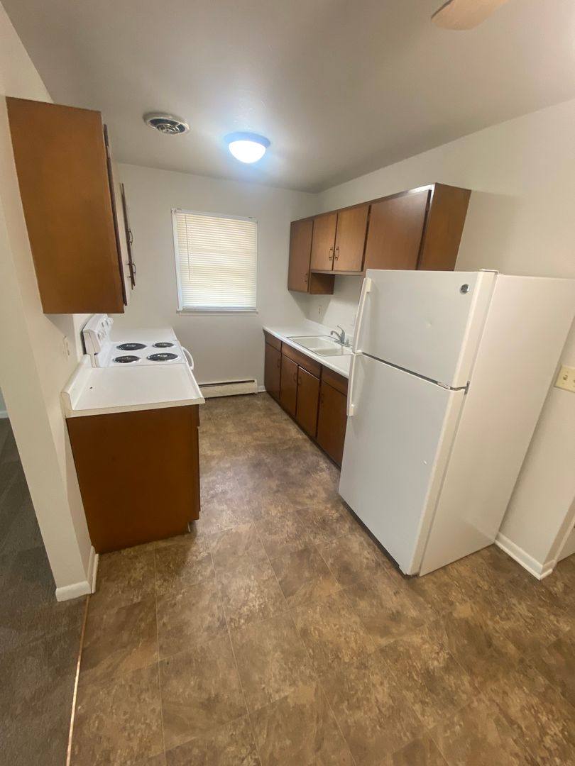 928 E St, Lincoln, NE 68508 - Apartment for Rent - Image 5