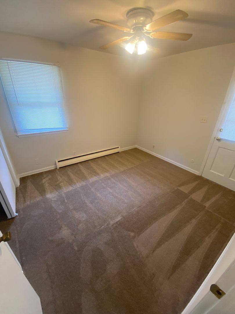 Apartment for rent at 928 E St, Lincoln, NE 68508