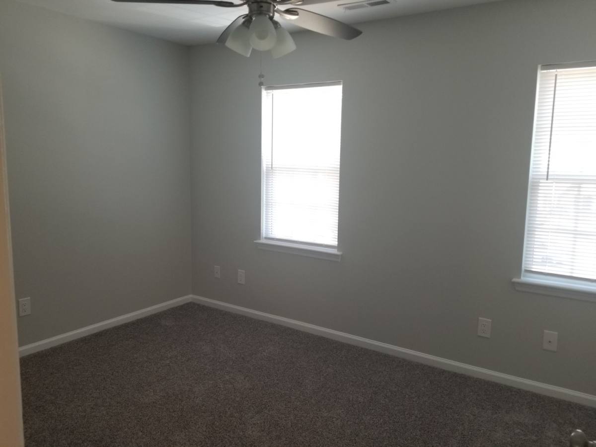 Townhouse for rent at 1209 Pueblo Dr, Jacksonville, NC 28546