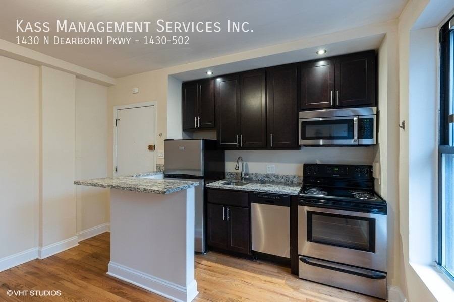 Apartment for rent at 1430 N Dearborn Parkway, Chicago, IL 60610
