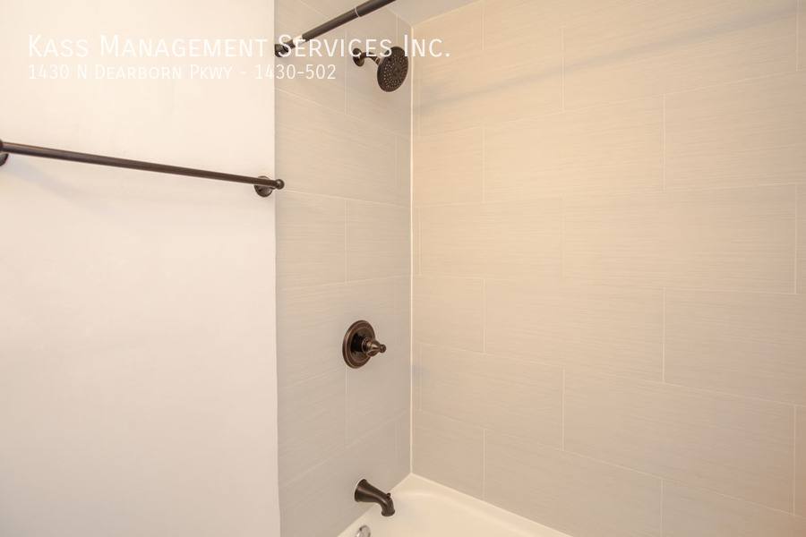 Apartment for rent at 1430 N Dearborn Parkway, Chicago, IL 60610