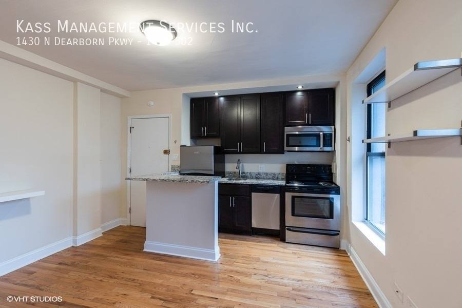 Apartment for rent at 1430 N Dearborn Parkway, Chicago, IL 60610