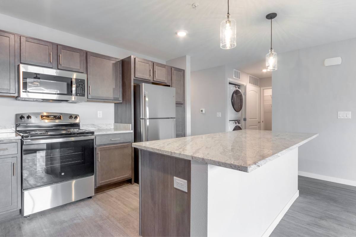 1850 W Pine St, Baraboo, WI 53913 - Apartment for Rent - Image 2