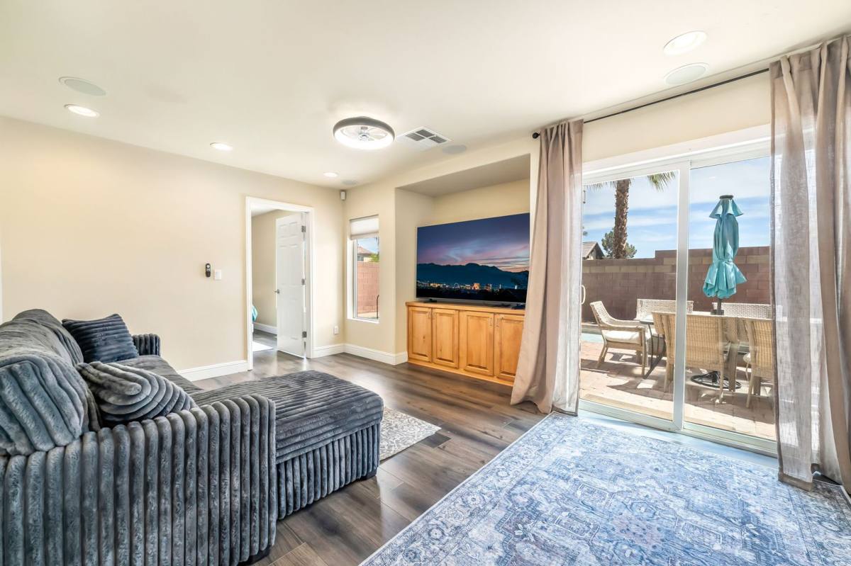 House for rent at 6877 Philharmonic Ave, Las Vegas, NV 89139