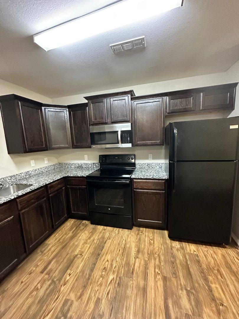 House for rent at 2900 SW Amberwood Ave #2, Bentonville, AR 72712