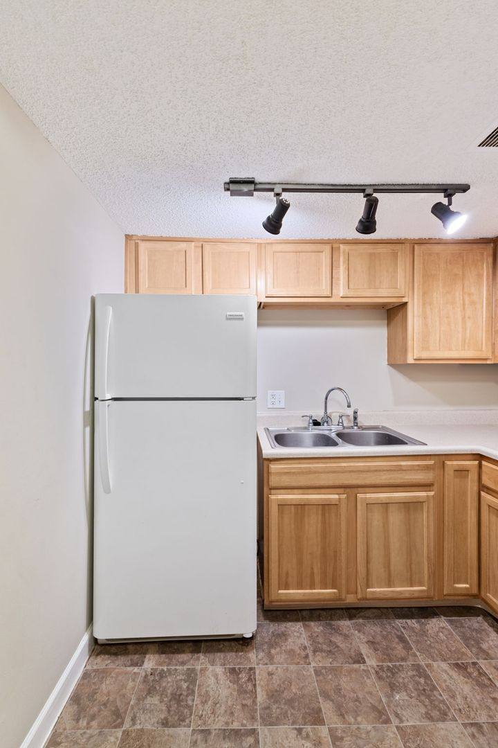 Apartment for rent at 3609 Balsam Ave, Indianapolis, IN 46205