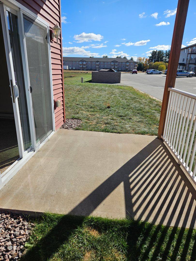 Apartment for rent at 1010 Berry Ave, Tomah, WI 54660
