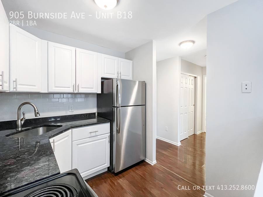 Apartment for rent at 905 Burnside Ave, East Hartford, CT 06108