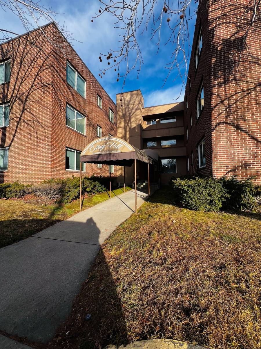 Apartment for rent at 1501 Summitview, Yakima, WA 98902