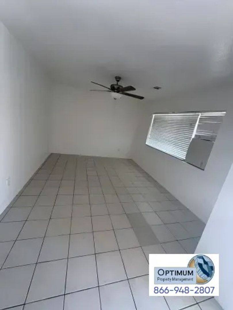 Apartment for rent at 16429 Chestnut St, Hesperia, CA 92345