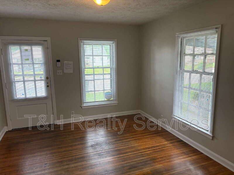 Apartment for rent at 2106 E 46th St, Indianapolis, IN 46205