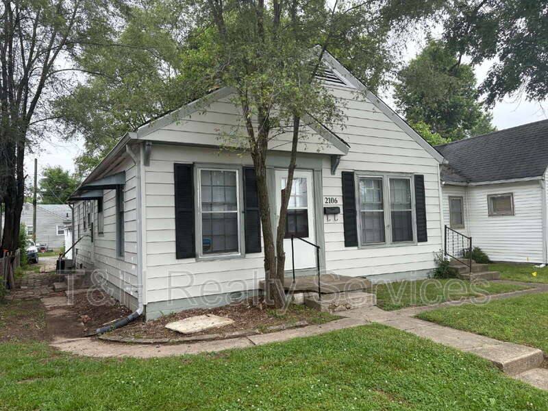 Apartment for rent at 2106 E 46th St, Indianapolis, IN 46205