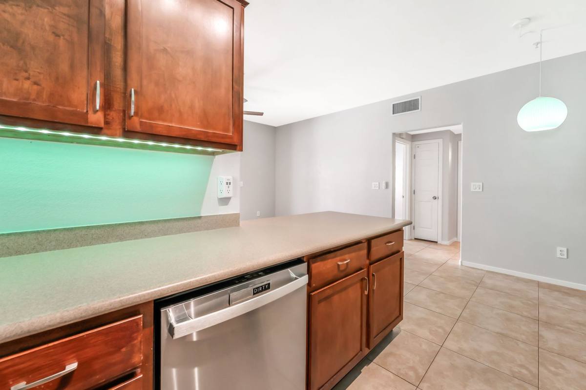 House for rent at 2291 W Horizon Ridge, Henderson, NV 89052