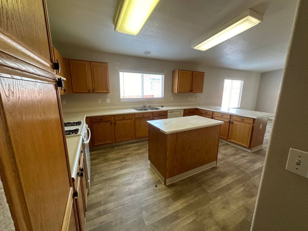 House for rent at 17878 Empire Court, Reno, NV 89508