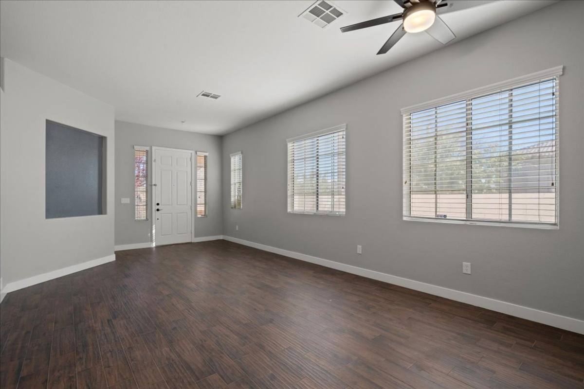 House for rent at 10101 Pinnacle View Place, Las Vegas, NV 89134