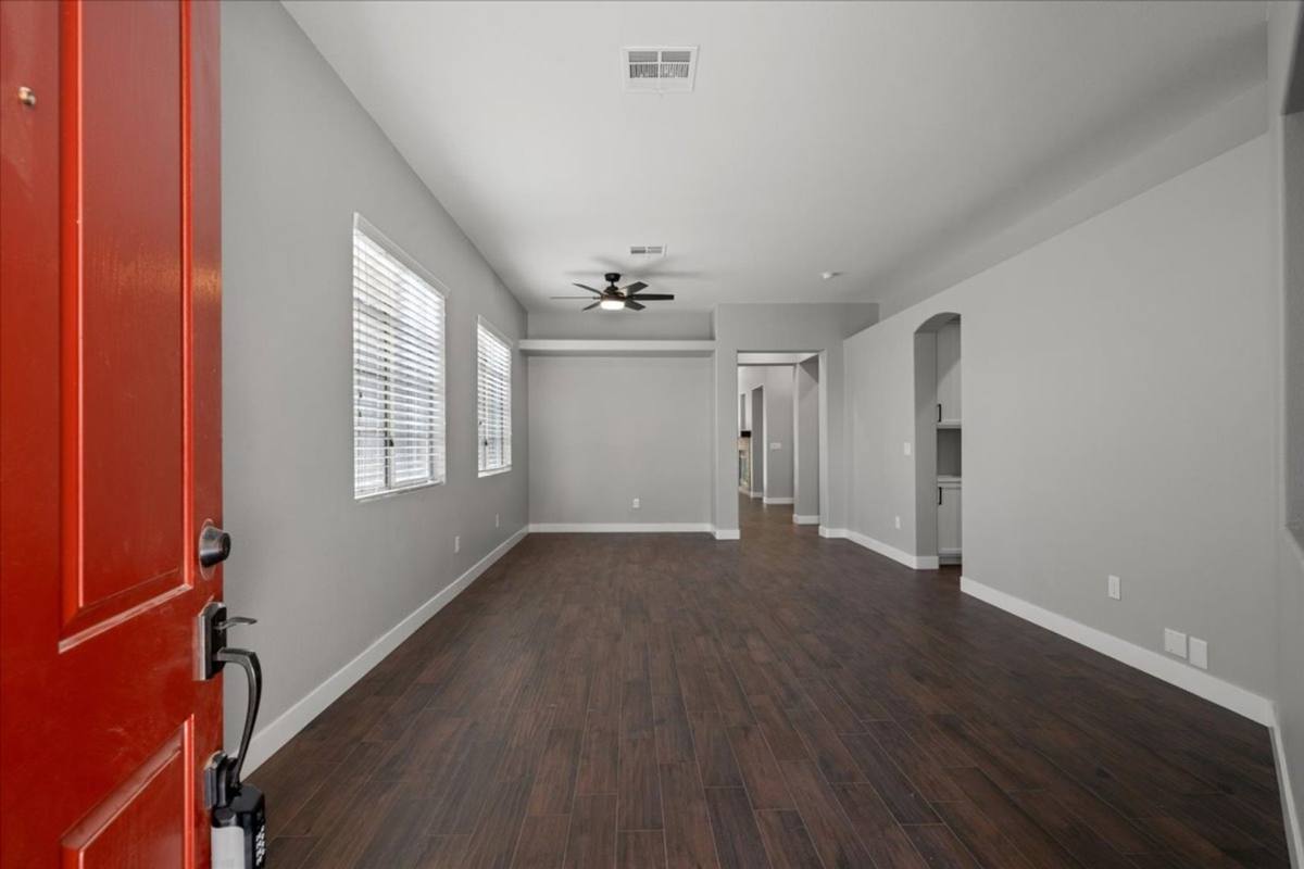 House for rent at 10101 Pinnacle View Place, Las Vegas, NV 89134