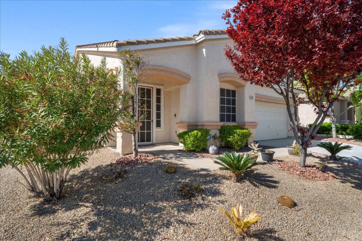 House for rent at 10101 Pinnacle View Place, Las Vegas, NV 89134