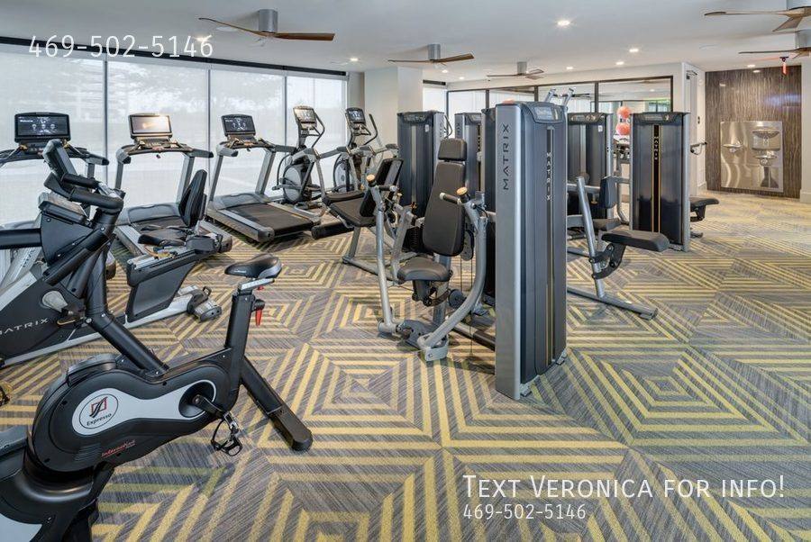 Apartment for rent at 110 W Cityline Dr, Richardson, TX 75082