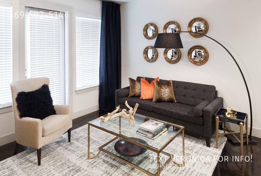 Apartment for rent at 110 W Cityline Dr, Richardson, TX 75082