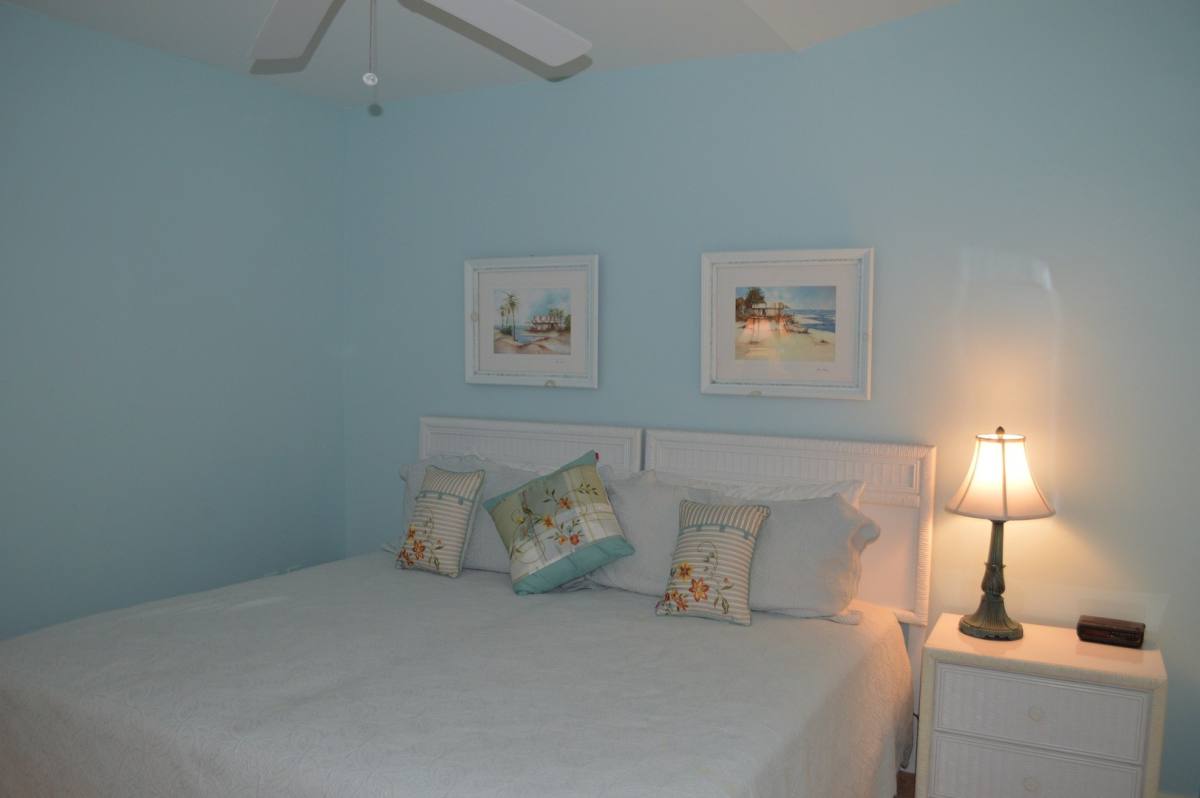 Apartment for rent at 8055 Tiger Cove, Naples, FL 34113
