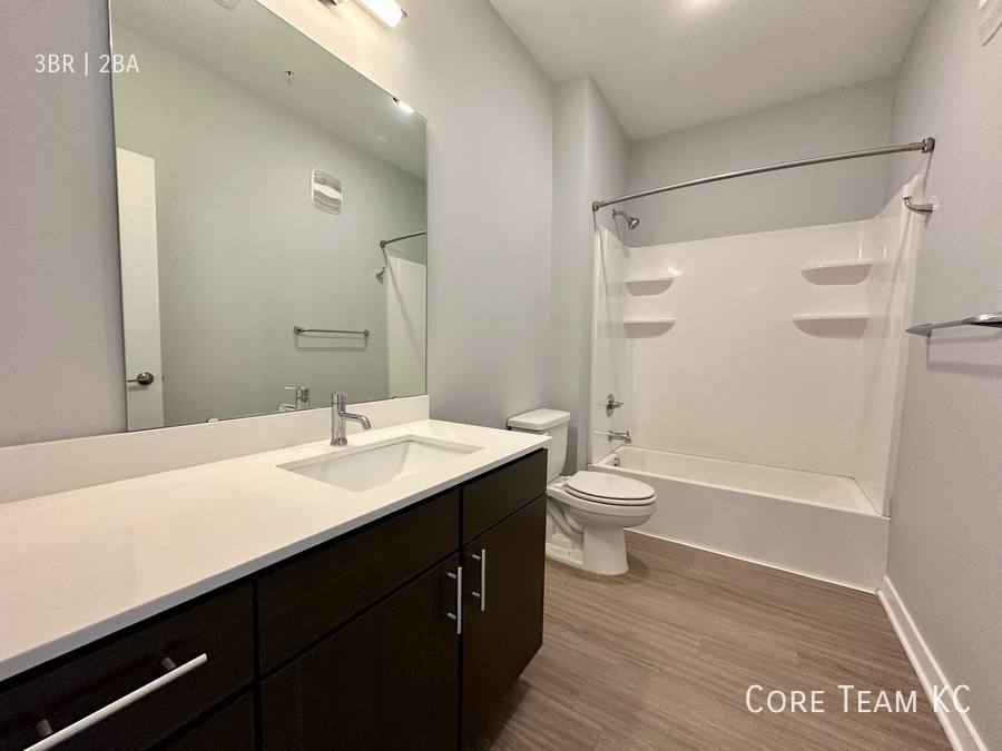 Apartment for rent at 2705 McGee Trafficway, Kansas City, MO 64108