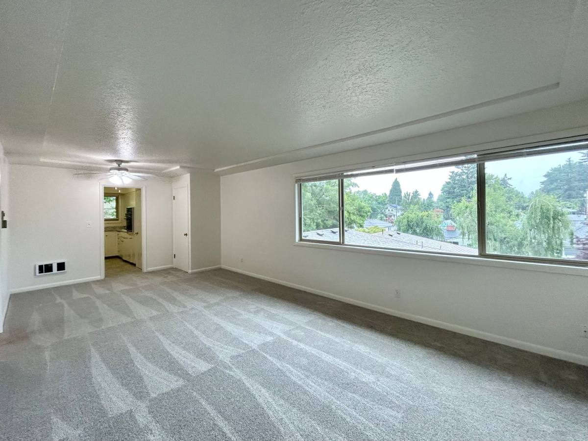 Apartment for rent at 3753 SE Brooklyn & 3737 St, Portland, OR 97202