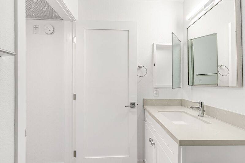 Apartment for rent at 5807 Laurel Canyon Blvd #304, Valley Village, CA 91607
