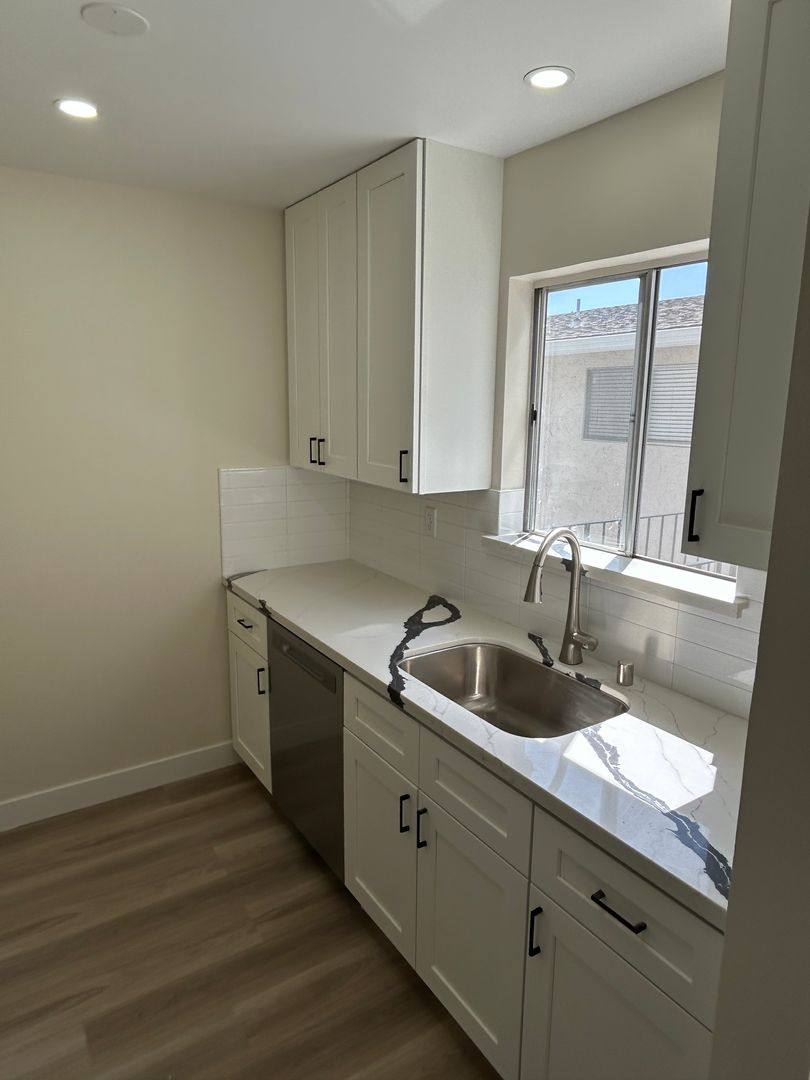 Apartment for rent at 2760 Melendy Dr, San Carlos, CA 94070