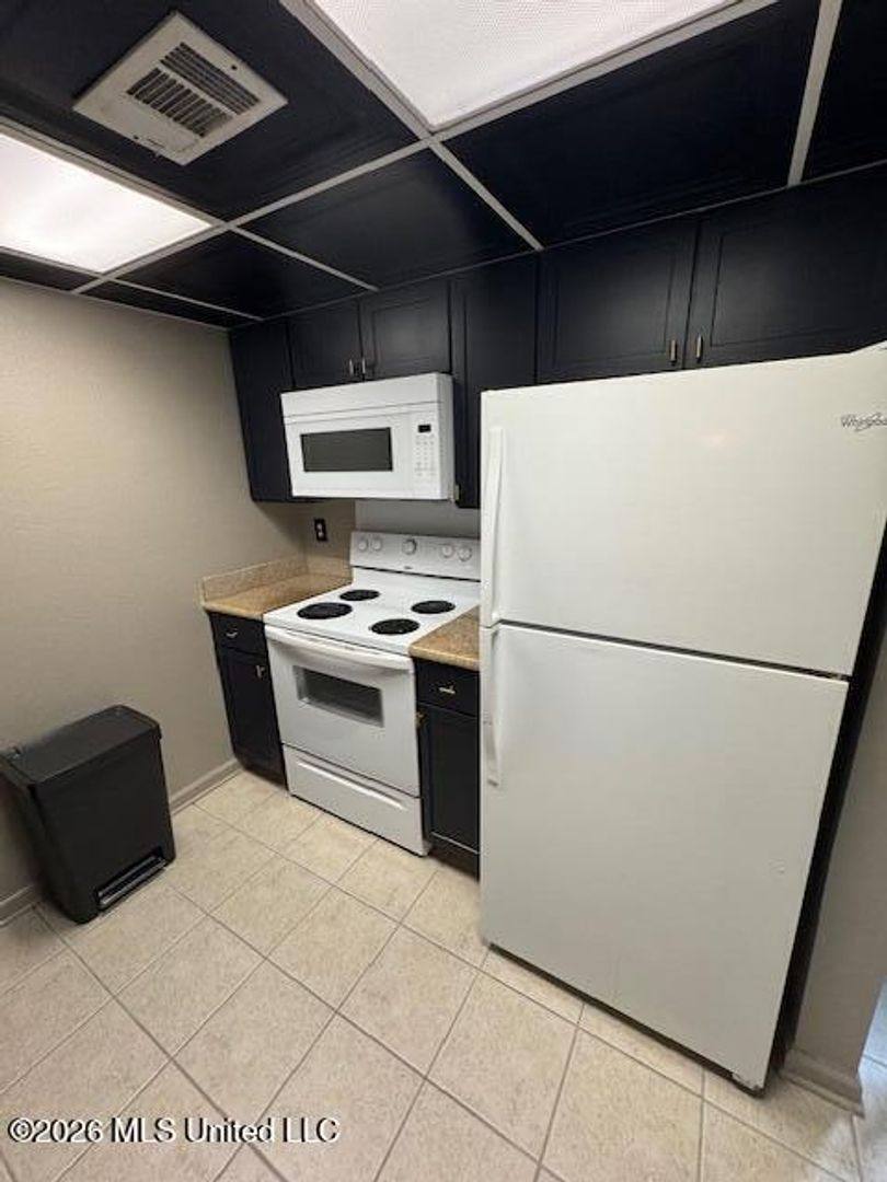 Condo for rent at 3230 Cumberland Rd #35, Ocean Springs, MS 39564