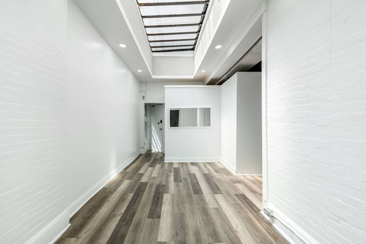 Apartment for rent at 814 N Broad St, Philadelphia, PA 19130