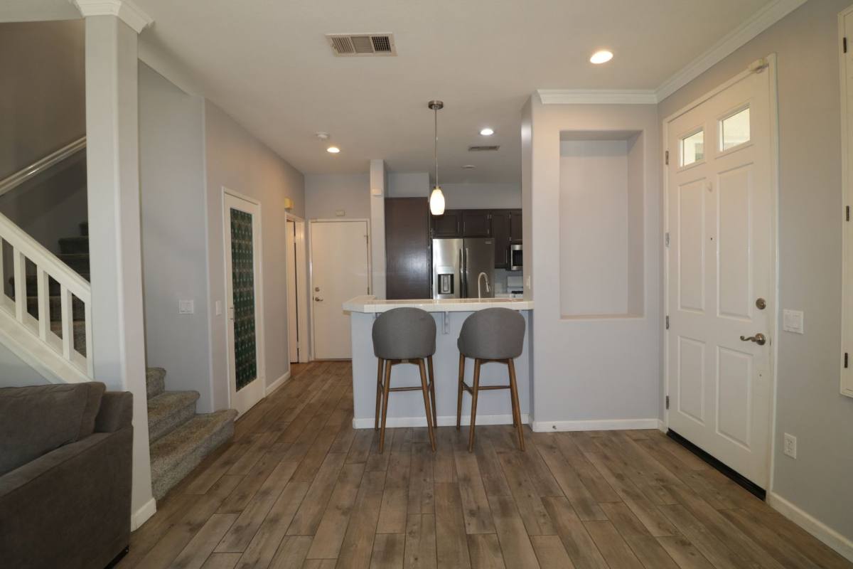 Townhouse for rent at 26504 Bryce Rd, Valencia, CA 91354