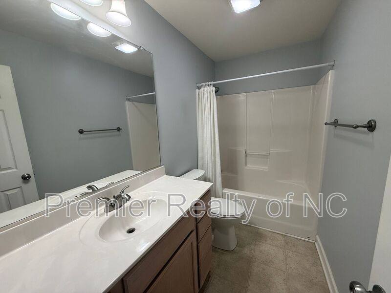 Townhouse for rent at 605 W Park Court, Winston Salem, NC 27103