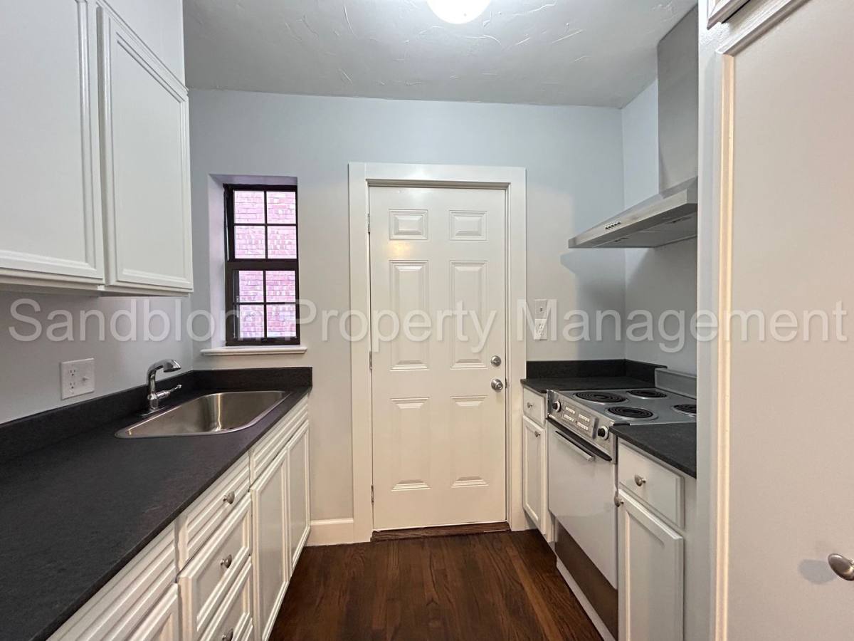 Apartment for rent at 1817 S Baltimore Ave, Tulsa, OK 74119