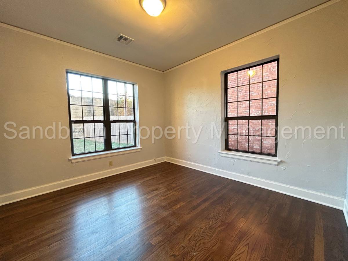 Apartment for rent at 1817 S Baltimore Ave, Tulsa, OK 74119