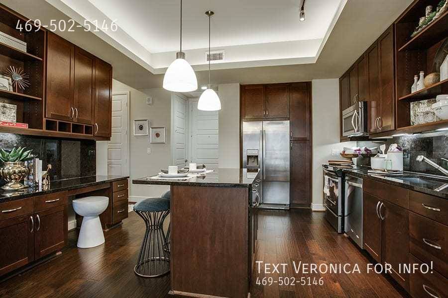 Condo for rent at 214 Barton Springs, Austin, TX 78704