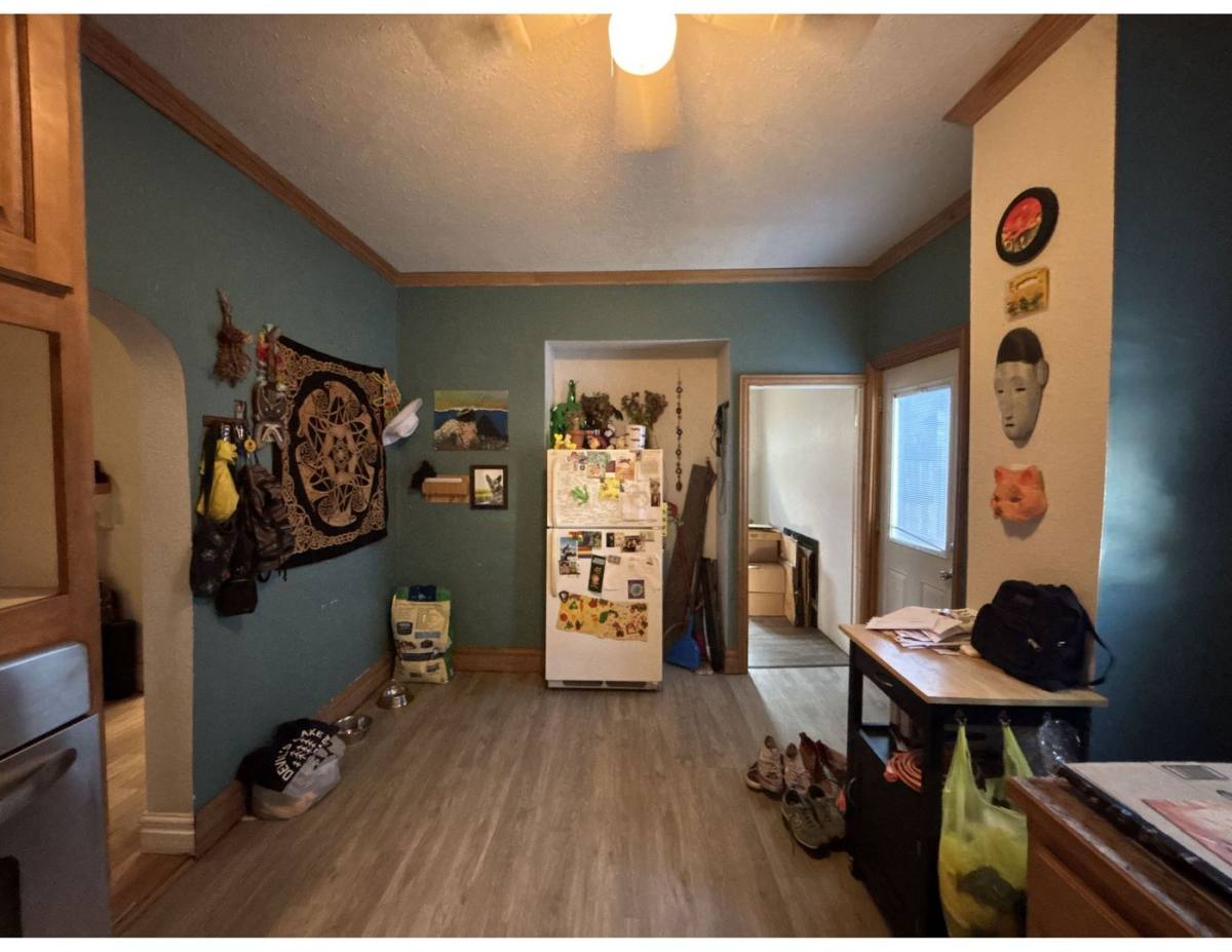 Apartment for rent at 614-616 Clinton St, La Crosse, WI 54603
