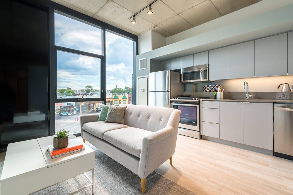 Apartment for rent at 2733 W Belden Ave, Chicago, IL 60647