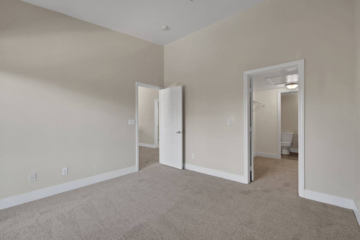 Townhouse for rent at 479 Eagle Egg, Henderson, NV 89012